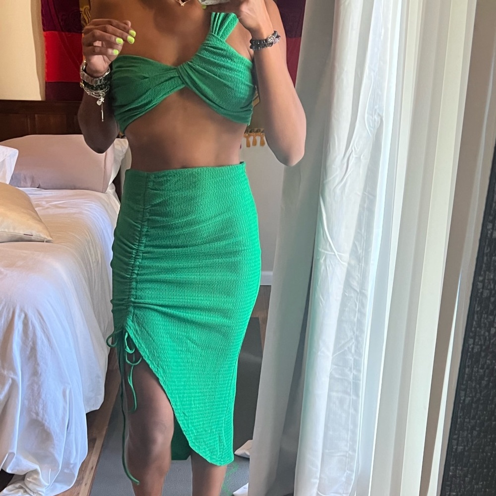 Green 2 piece